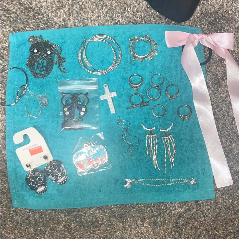 Assorted Jewelry Set with Pink Ribbon